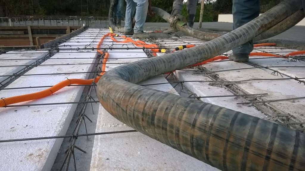 Etapas da obra #17 – Laje do segundo pavimento e&nbsp;concretagem